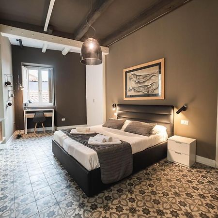 Palazzo Paladini - Luxury Suites In The Heart Of The Old Town ピッツォ エクステリア 写真