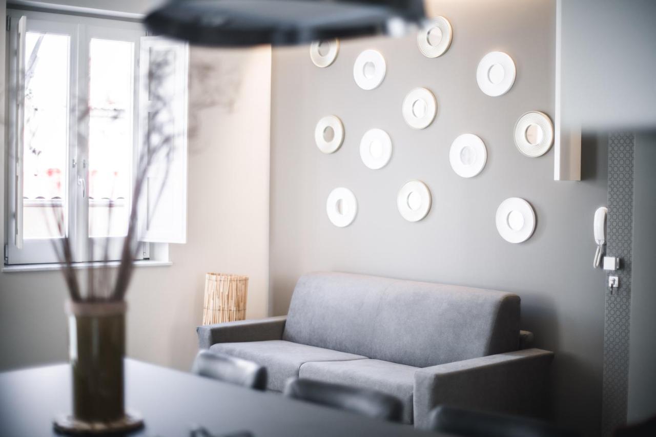 Palazzo Paladini - Luxury Suites In The Heart Of The Old Town ピッツォ エクステリア 写真