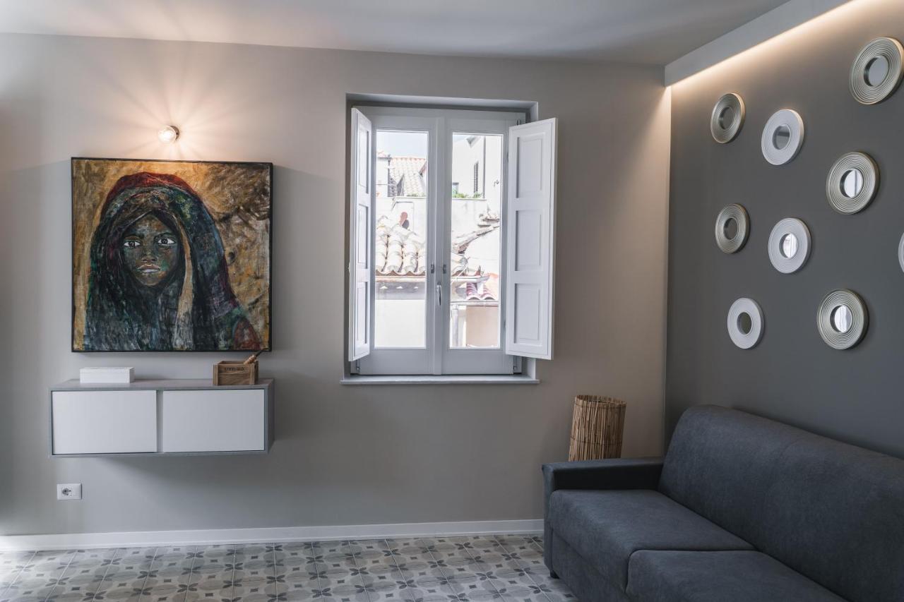 Palazzo Paladini - Luxury Suites In The Heart Of The Old Town ピッツォ エクステリア 写真