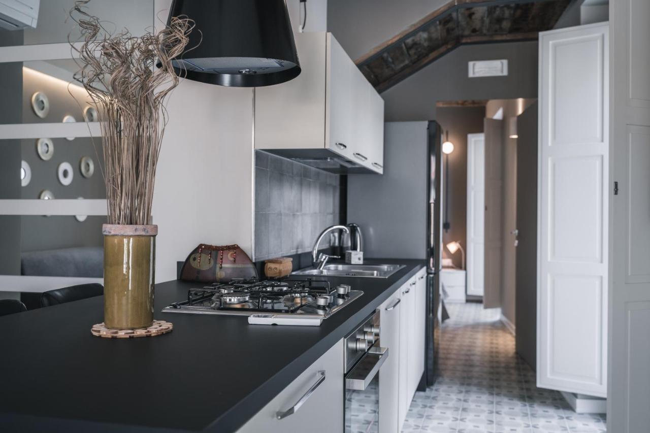 Palazzo Paladini - Luxury Suites In The Heart Of The Old Town ピッツォ エクステリア 写真