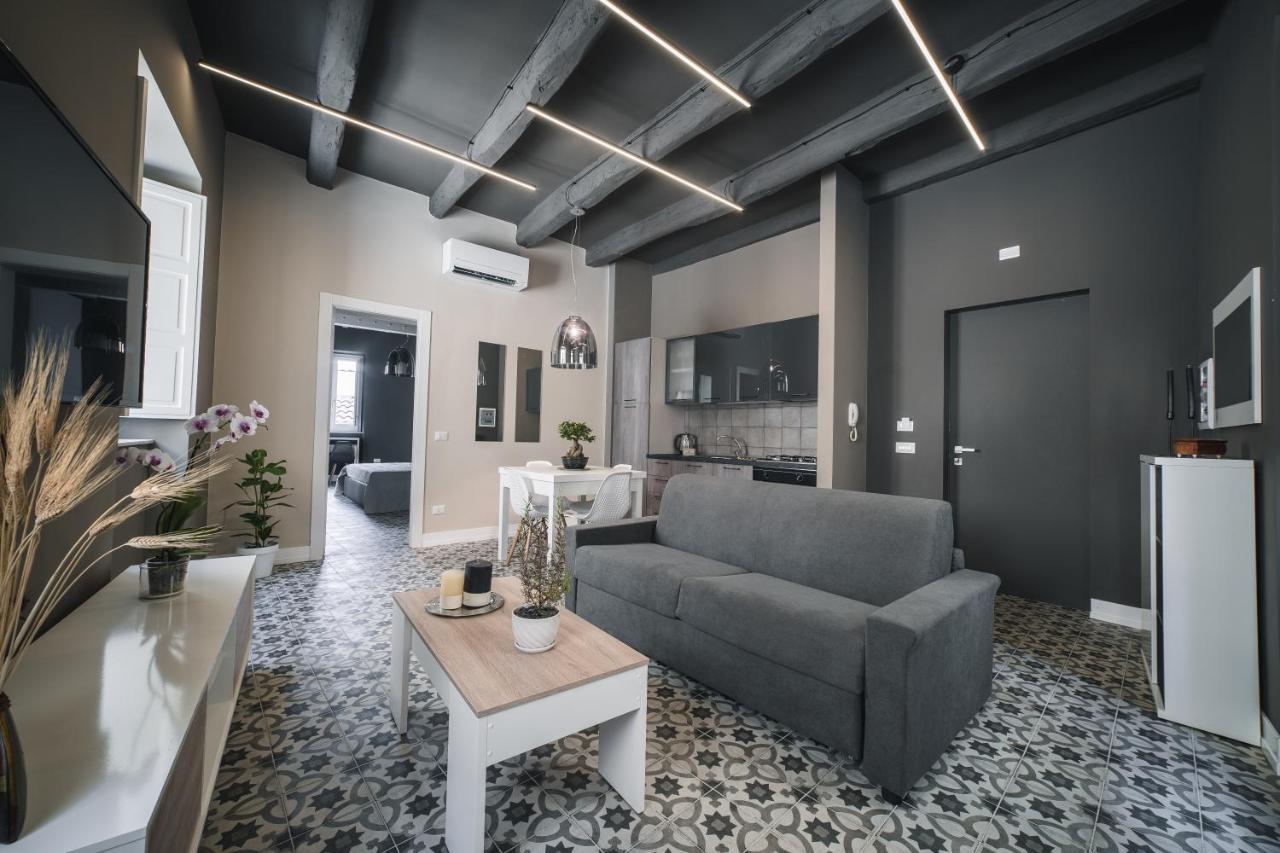 Palazzo Paladini - Luxury Suites In The Heart Of The Old Town ピッツォ エクステリア 写真