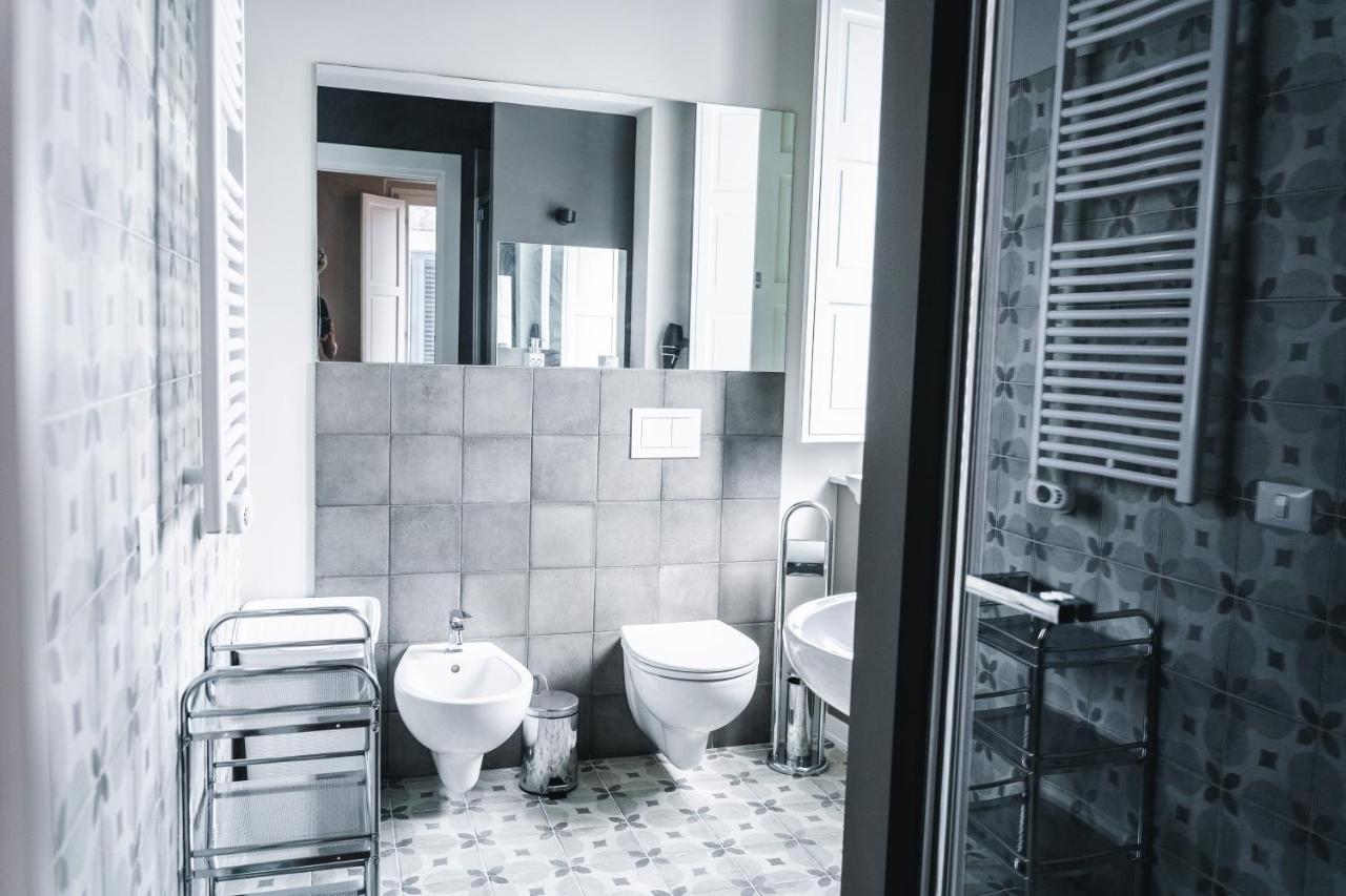 Palazzo Paladini - Luxury Suites In The Heart Of The Old Town ピッツォ エクステリア 写真