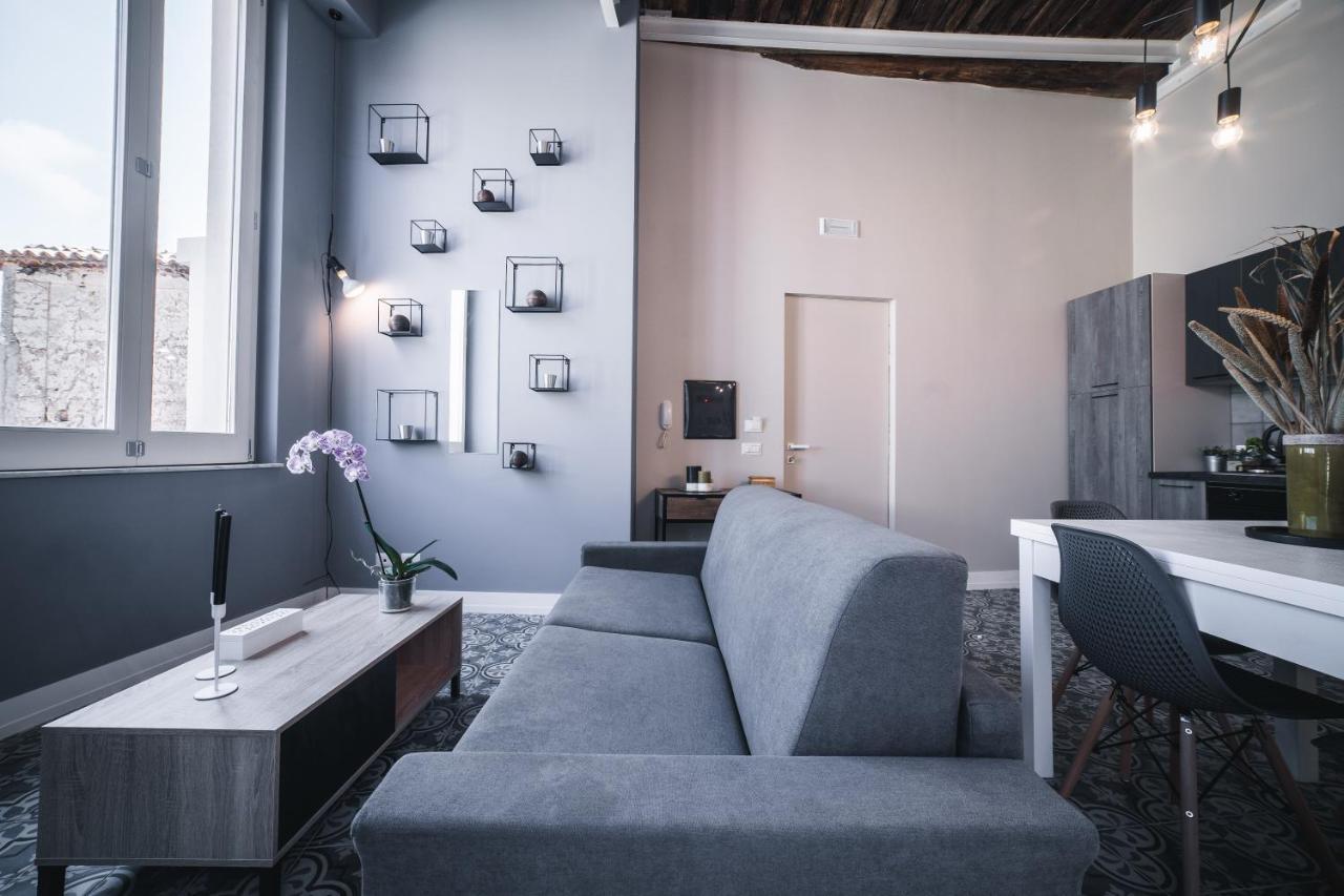Palazzo Paladini - Luxury Suites In The Heart Of The Old Town ピッツォ エクステリア 写真
