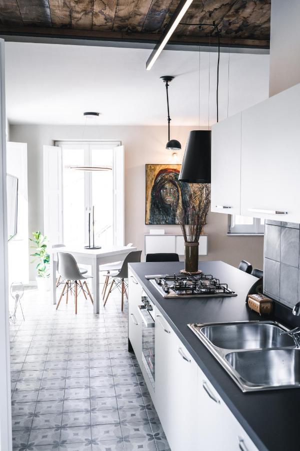 Palazzo Paladini - Luxury Suites In The Heart Of The Old Town ピッツォ エクステリア 写真