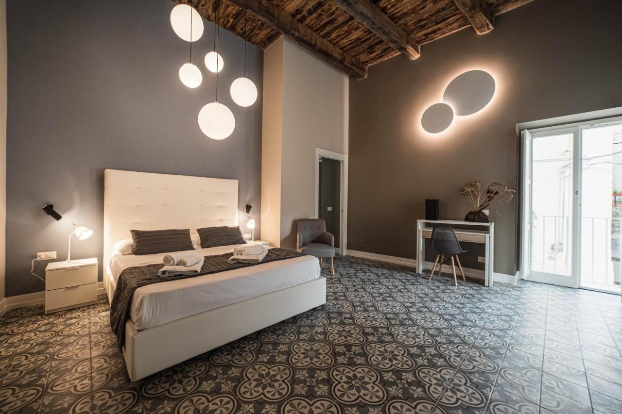 Palazzo Paladini - Luxury Suites In The Heart Of The Old Town ピッツォ エクステリア 写真